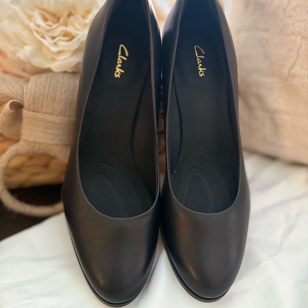 Clarks Kaylin Pump 7.5